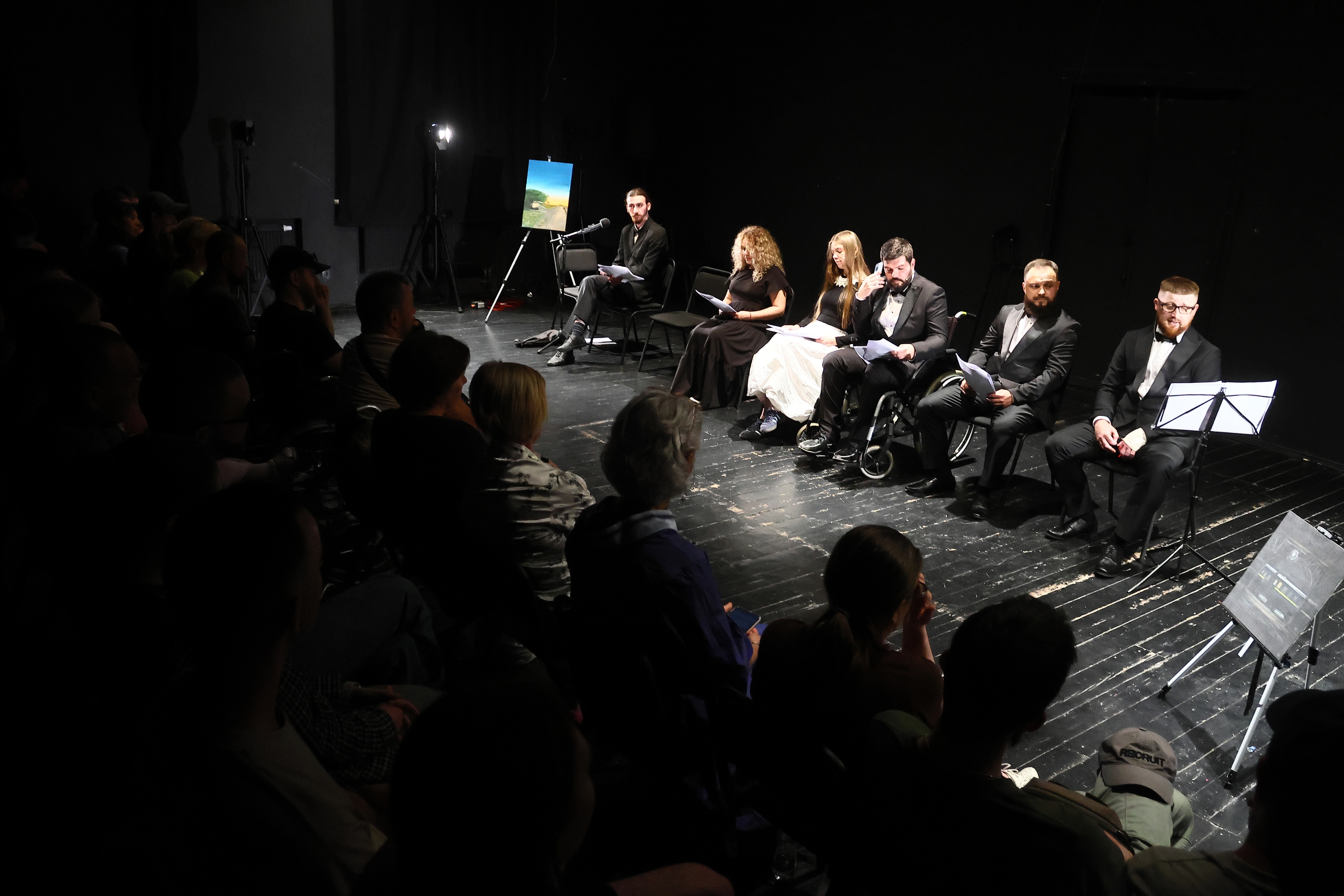Cover image for THERAPY OF ART: THEATRE