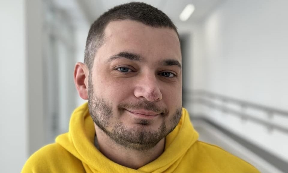 Cover image for TOOK BLOW OF ENEMY GRENADE. STORY OF UNBROKEN OLEH LUCHYN